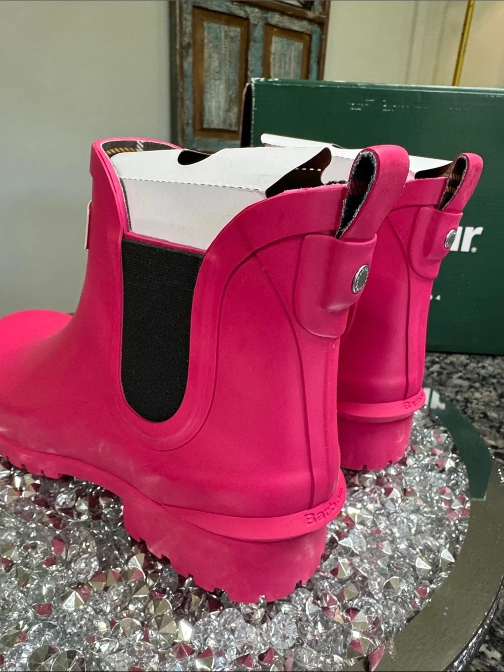 Barbour Bright Pink Chelsea ankle Rain Boots MEW 8